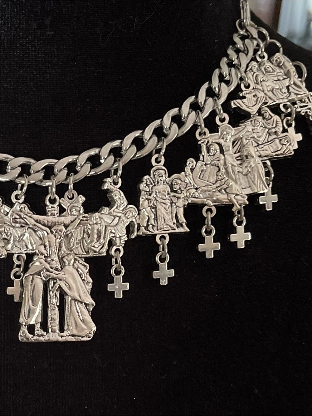 Charm Bracelet - Catholic Stations of the Cross - Picture 7 of 14
